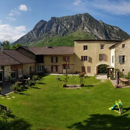 בית הארחה Du Domaine Fournie