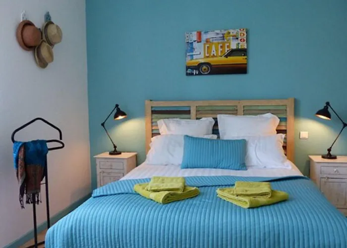 Du Domaine Fournie בית הארחה