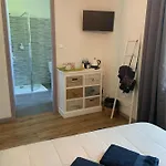 多梅因夫尼旅馆