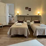 多梅因夫尼旅馆 招待所 3*