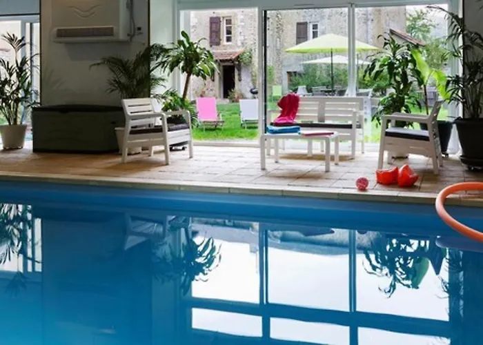 Du Domaine Fournie Gasthof Tarascon-sur-Ariège